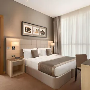 Otel Tryp By Wyndham Center, Abu Dabi